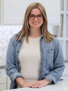 Shannon Hubbell headshot