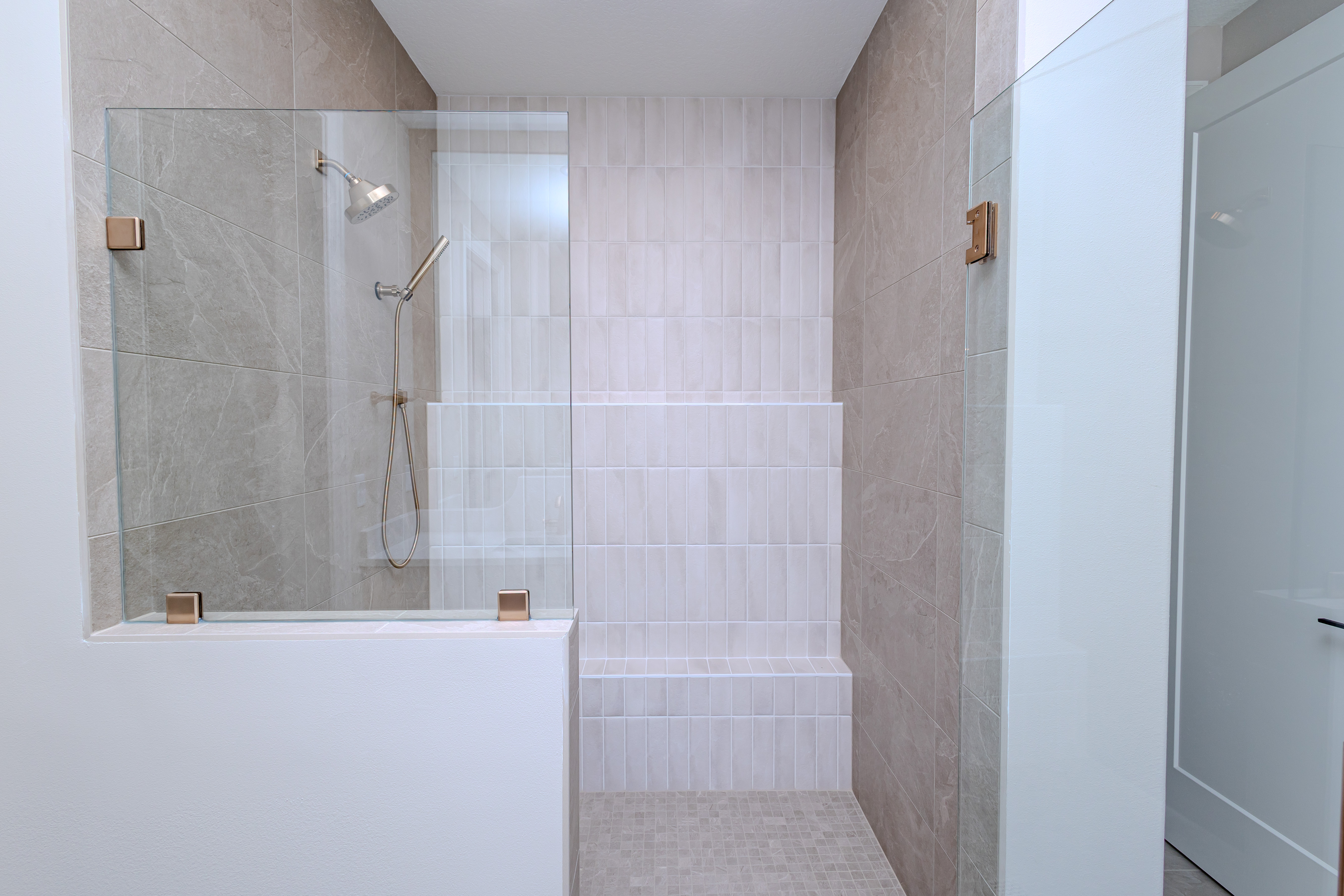 3974 shower
